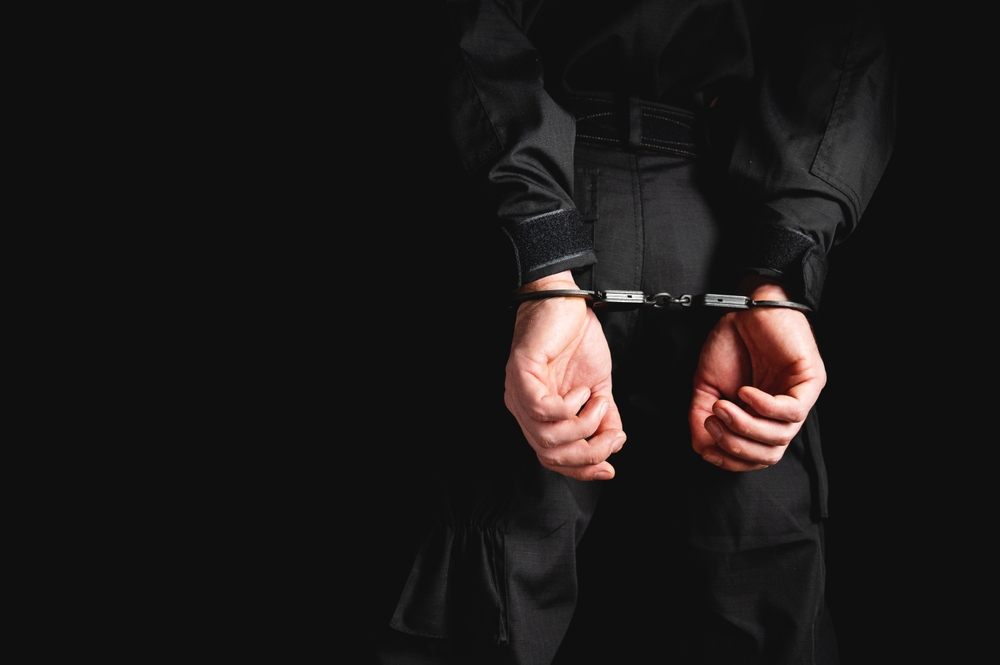 逮捕